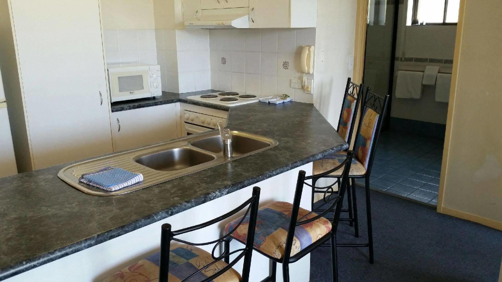 Mango Cove Apartment โกลด์โคสต์ ภายนอก รูปภาพ
