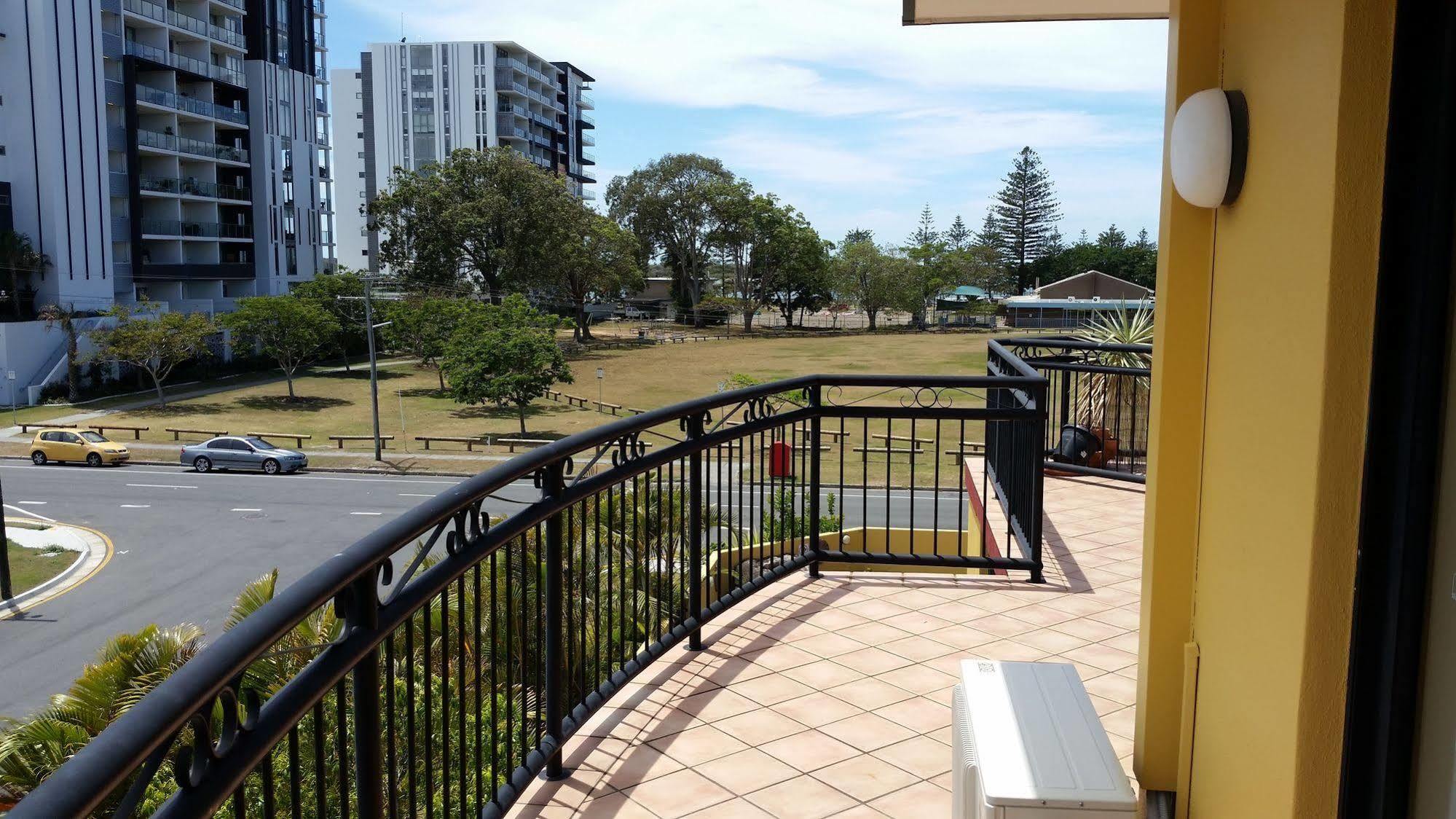 Mango Cove Apartment โกลด์โคสต์ ภายนอก รูปภาพ